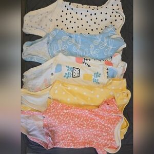 5 Colorful Newborn Baby Onesies Set